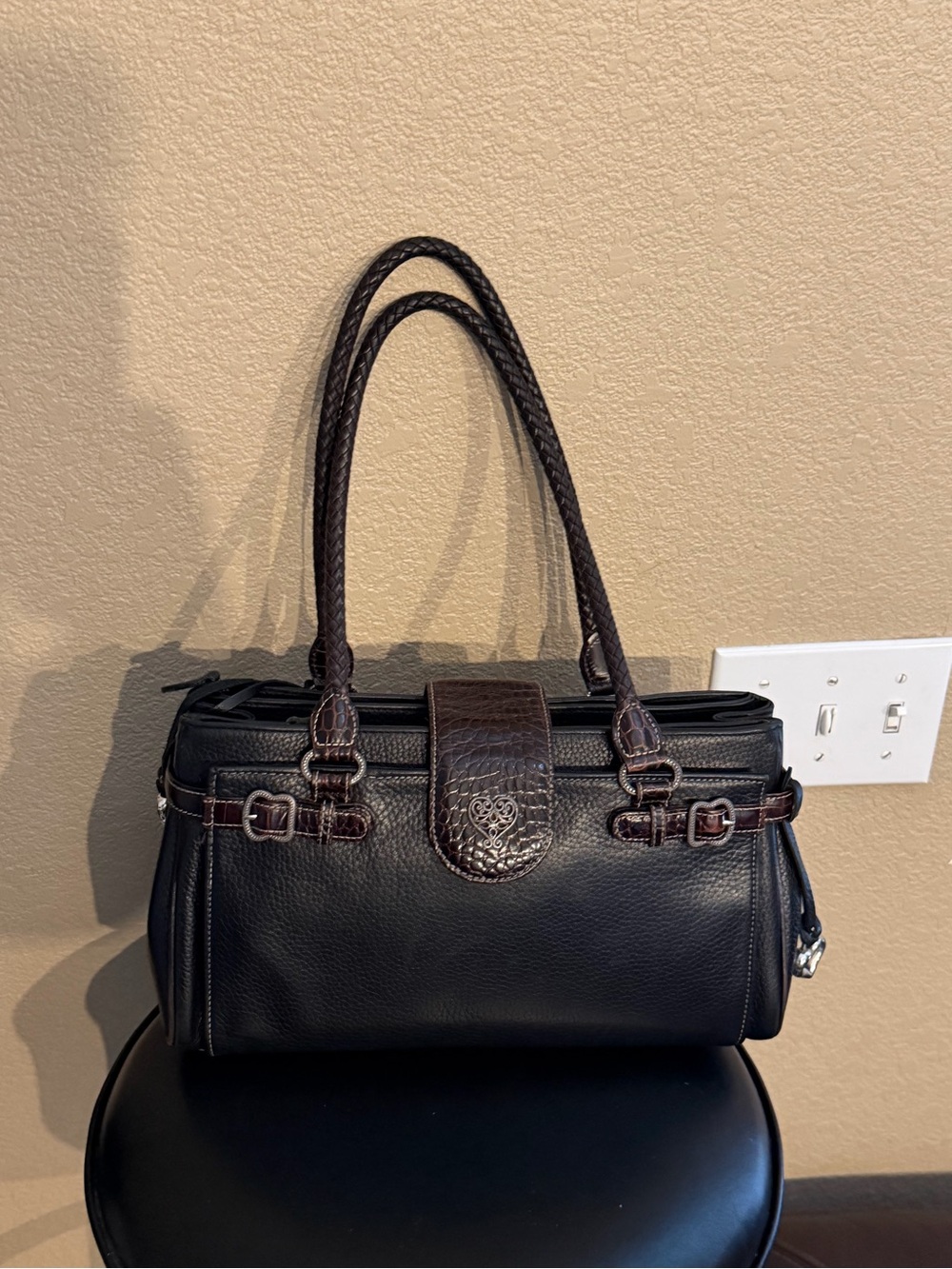 Vintage Brighton Laverne Black Pebbled Leather Organizer Shoulder Bag D220100